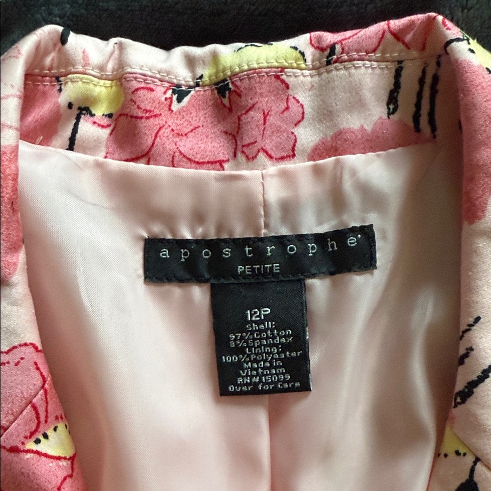 Apostrophe Pink Floral Blazer - Picture 5 of 9